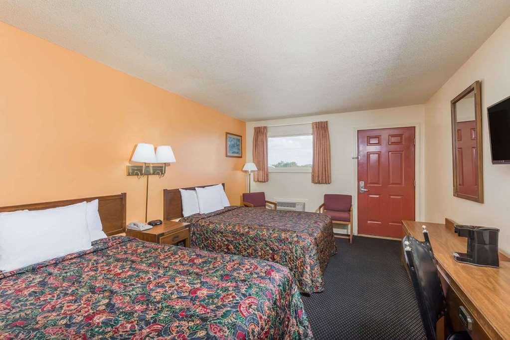 Knights Inn - Chanute Zimmer foto